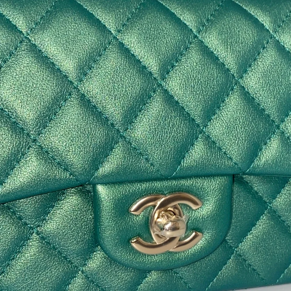 RARE NIB CHANEL IRIDESCENT GREEN CLASSIC MINI FLAP - Picture 14 of 17